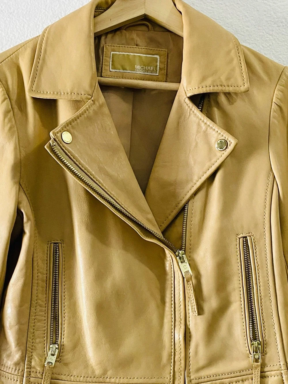 New Michael Kors 100% Leather Moto Jacket Medium Camel Brown Flawed
